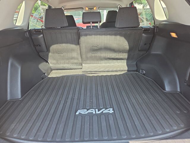 2021 Toyota RAV4 LE Hamburg PA