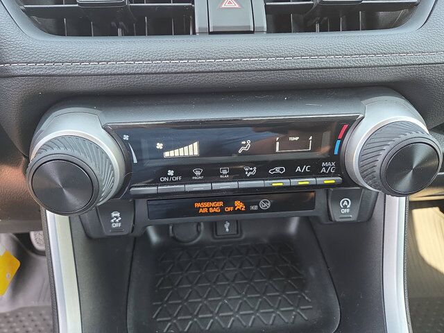 2021 Toyota RAV4 LE Hamburg PA
