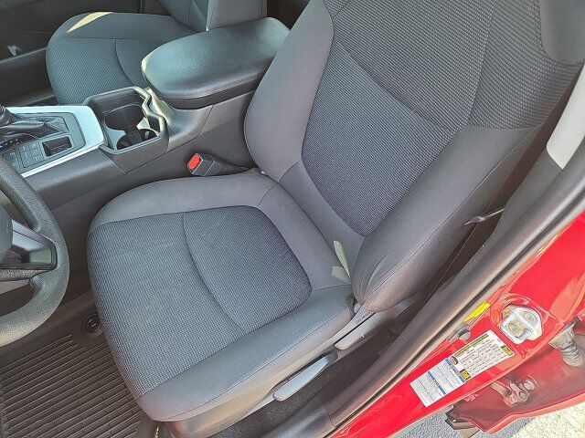 2021 Toyota RAV4 LE Hamburg PA