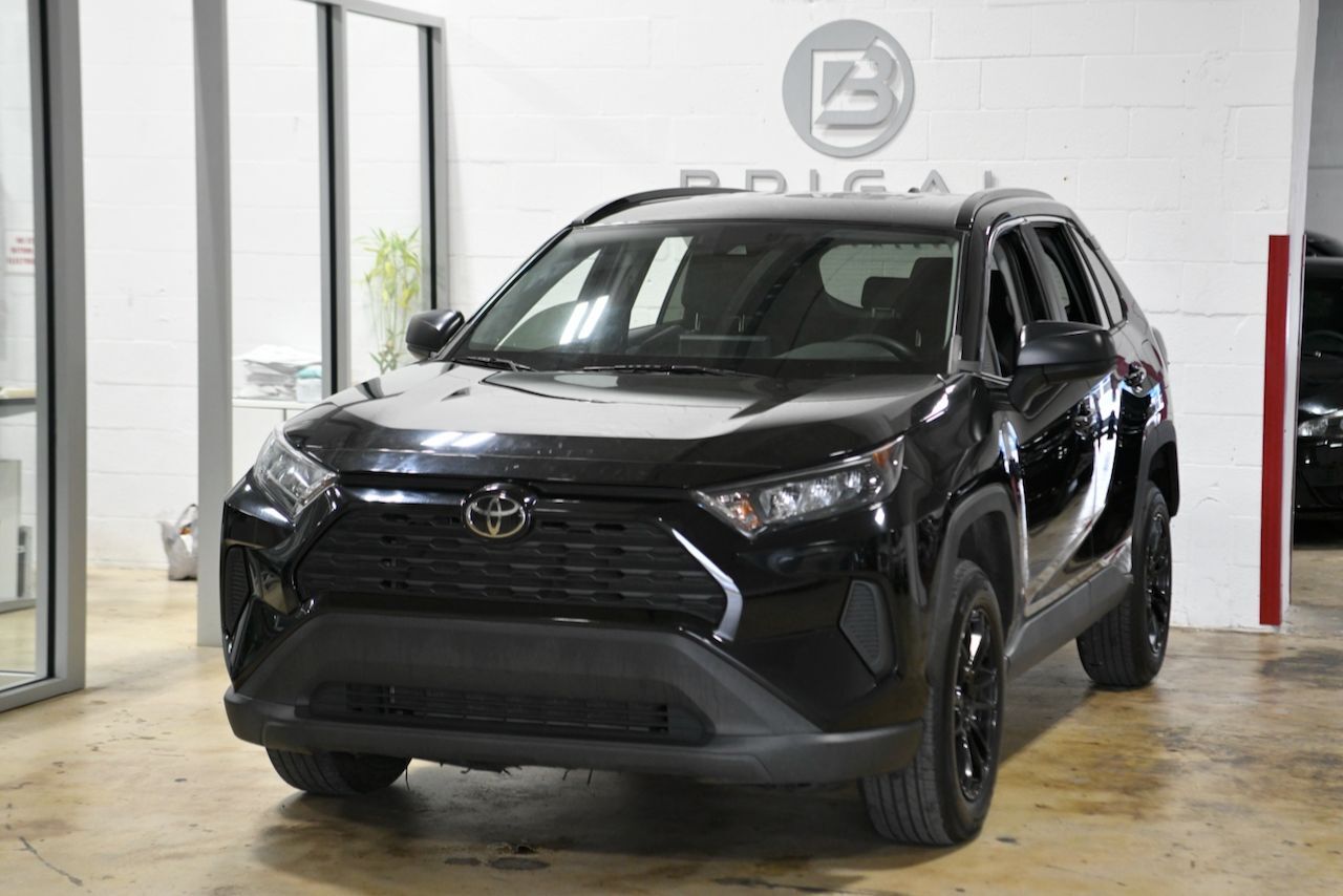 2021 Toyota RAV4 LE