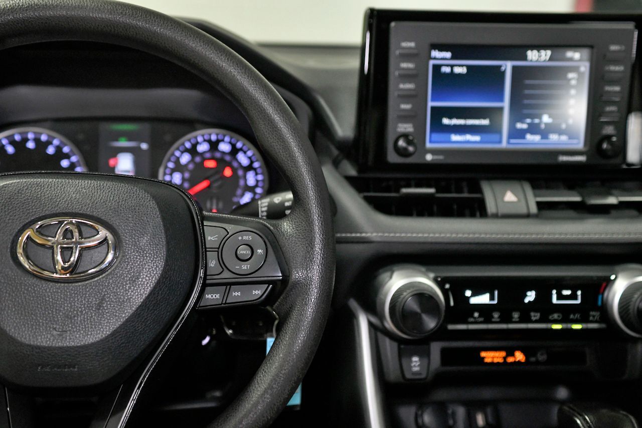 2021 Toyota RAV4 LE Miami FL