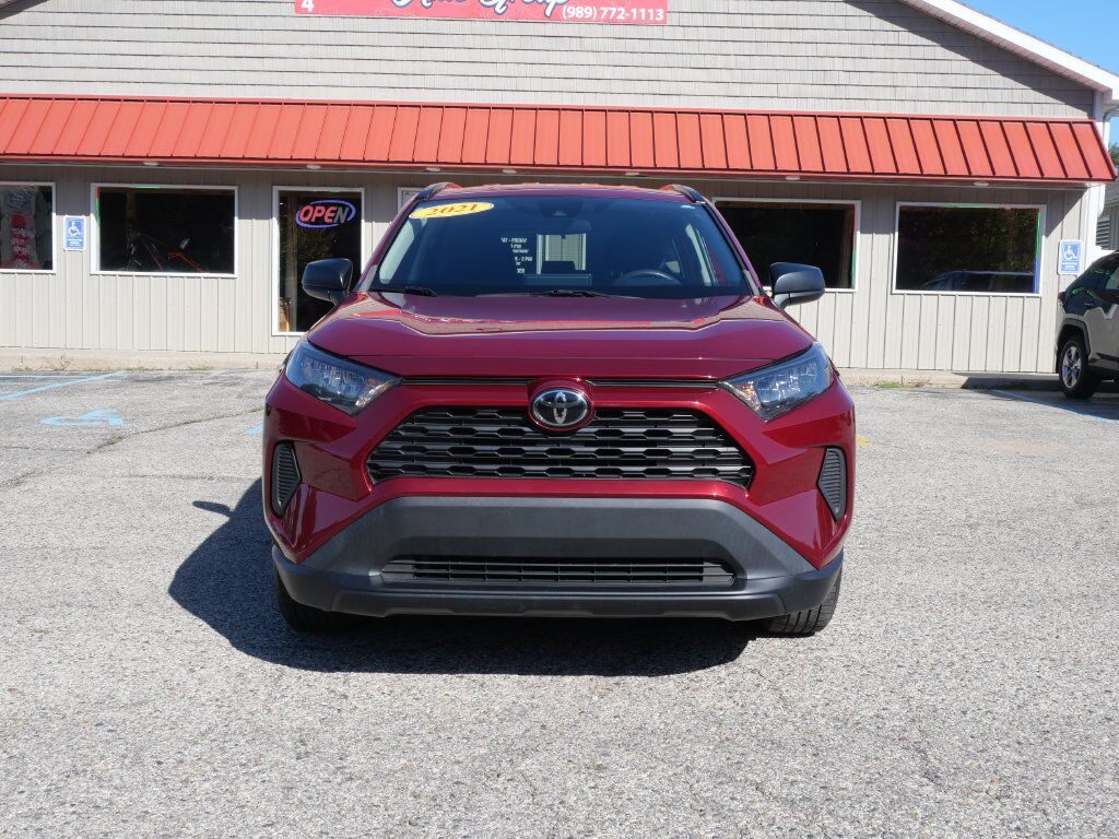2021 Toyota RAV4 LE
