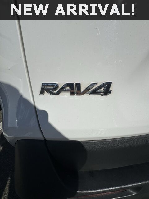 2021 Toyota RAV4 LE Renton WA