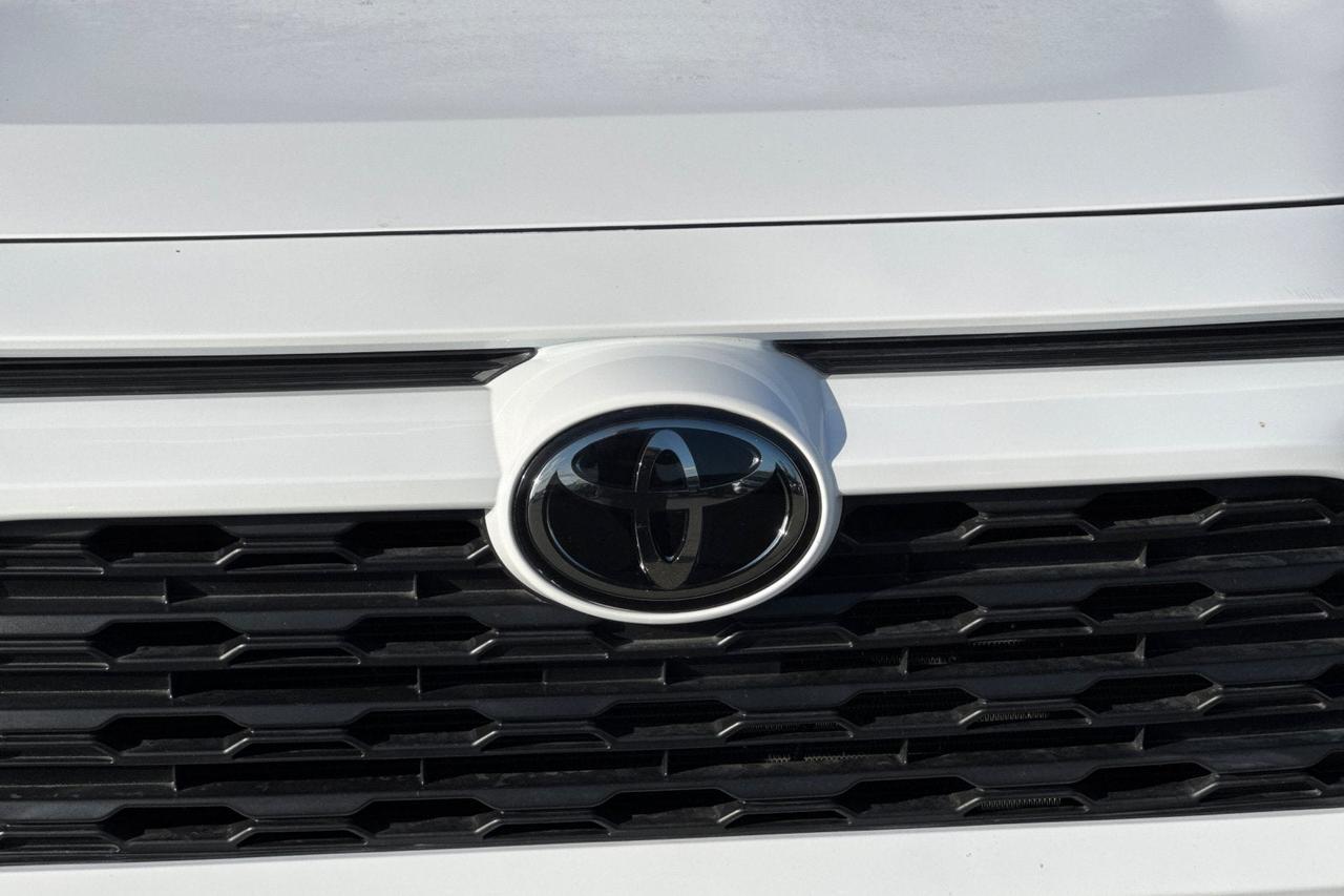 2021 Toyota RAV4 LE Roseville CA