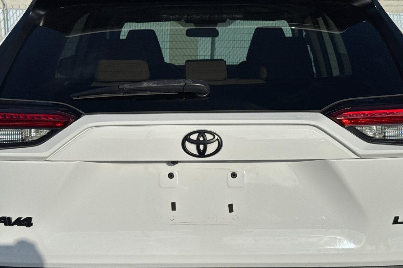 2021 Toyota RAV4 LE Roseville CA