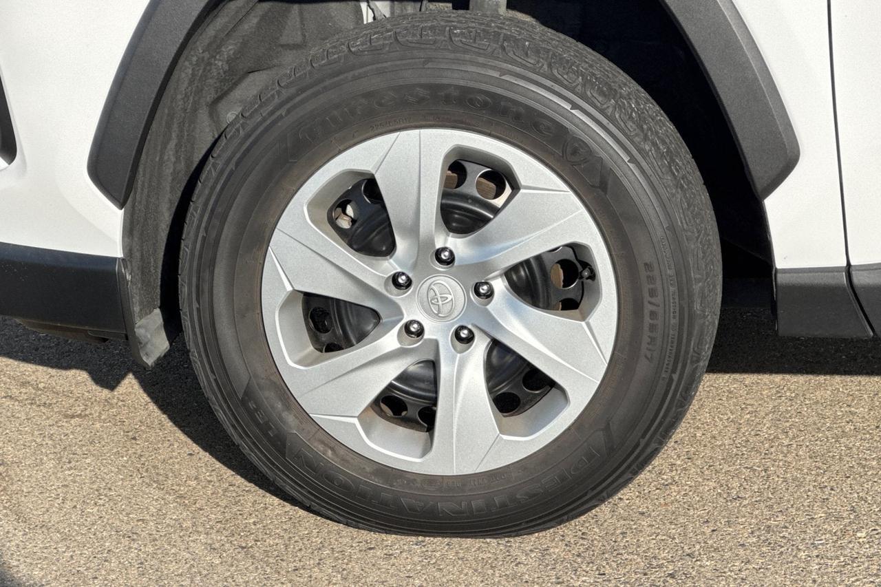 2021 Toyota RAV4 LE Roseville CA