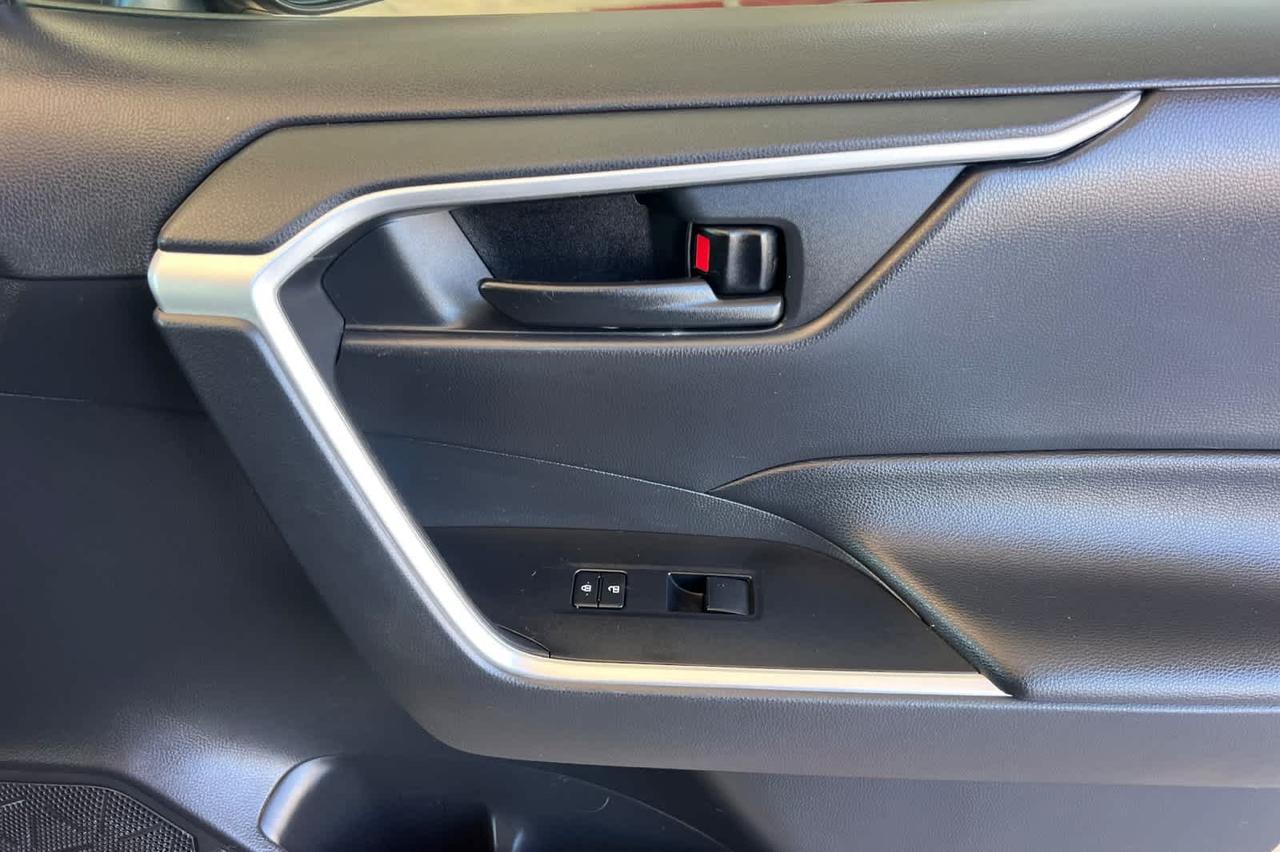 2021 Toyota RAV4 LE Roseville CA