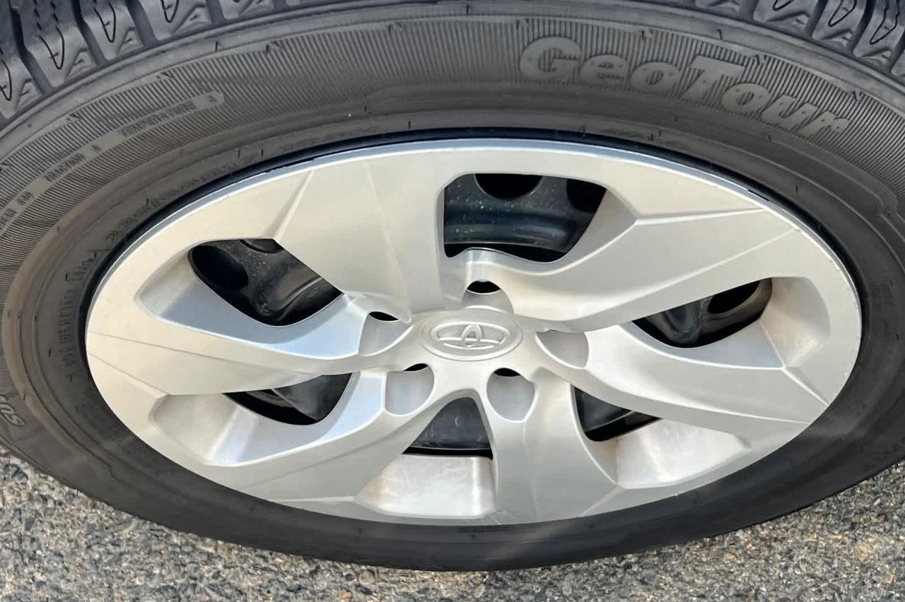 2021 Toyota RAV4 LE Roseville CA