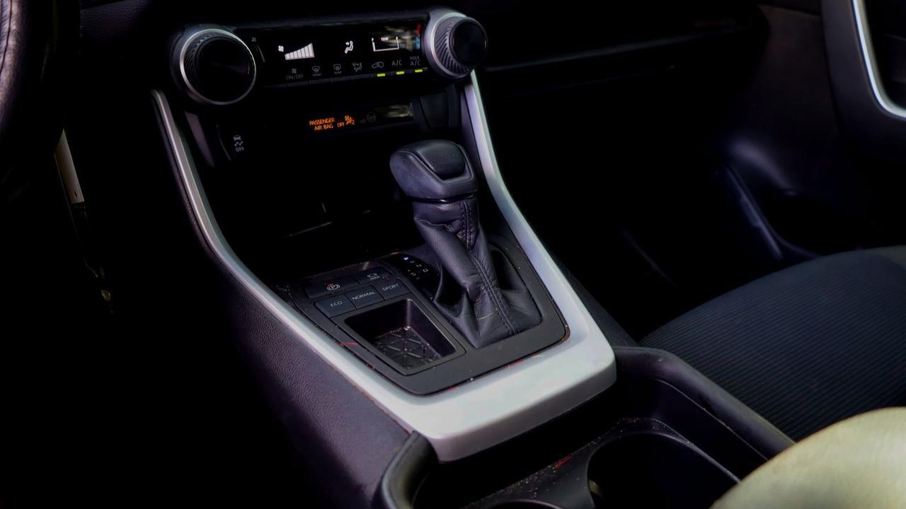 2021 Toyota RAV4 LE  Selma TX