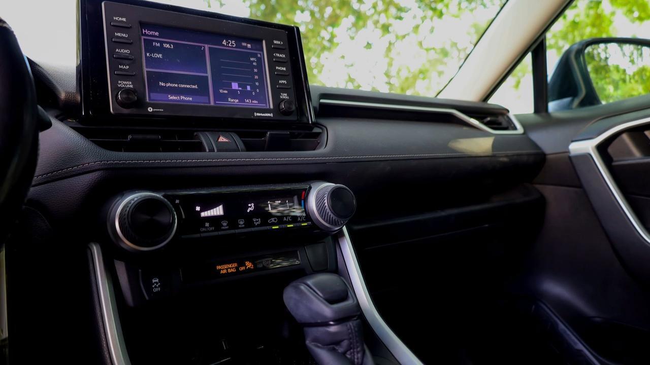 2021 Toyota RAV4 LE  Selma TX