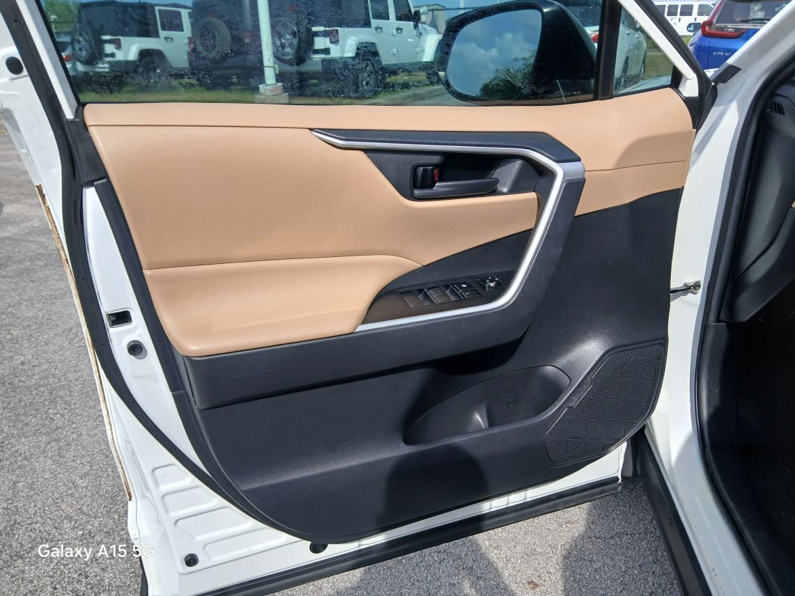 2021 Toyota RAV4 LE Sport Utility 4D Maitland FL