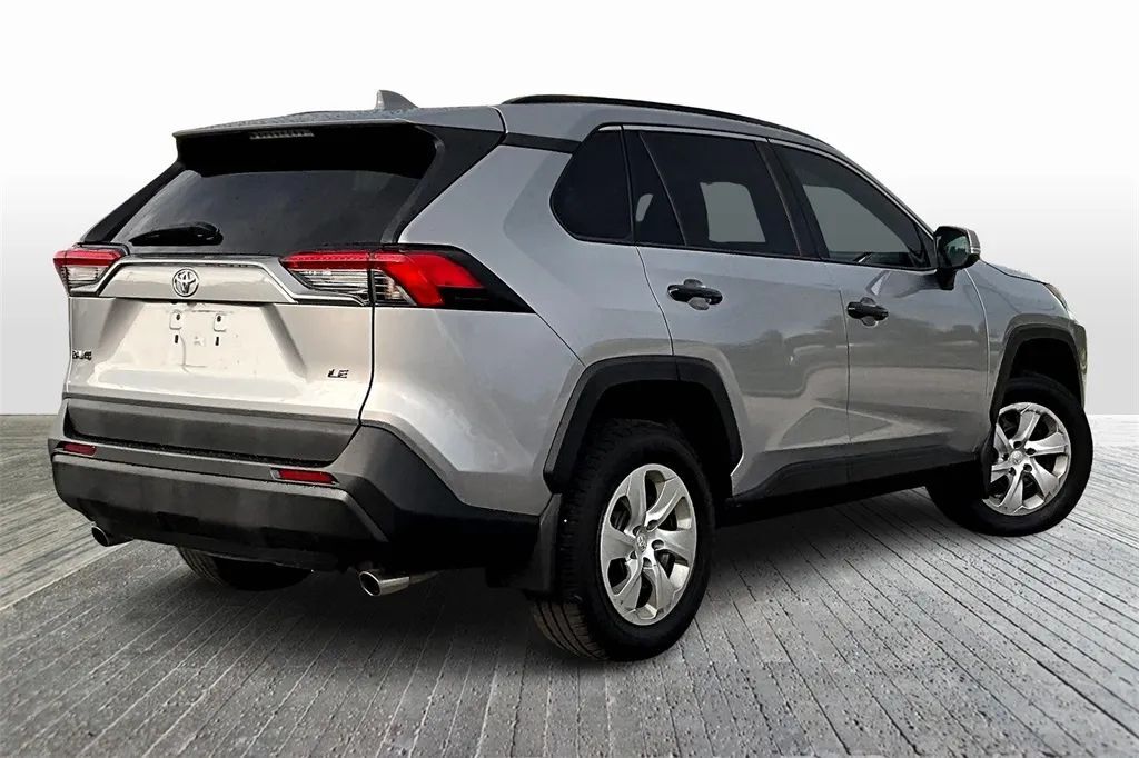 2021 Toyota RAV4 LE Sport Utility 4D Maitland FL