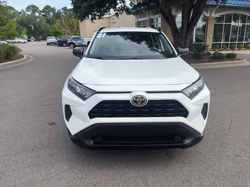 2021 Toyota RAV4 LE
