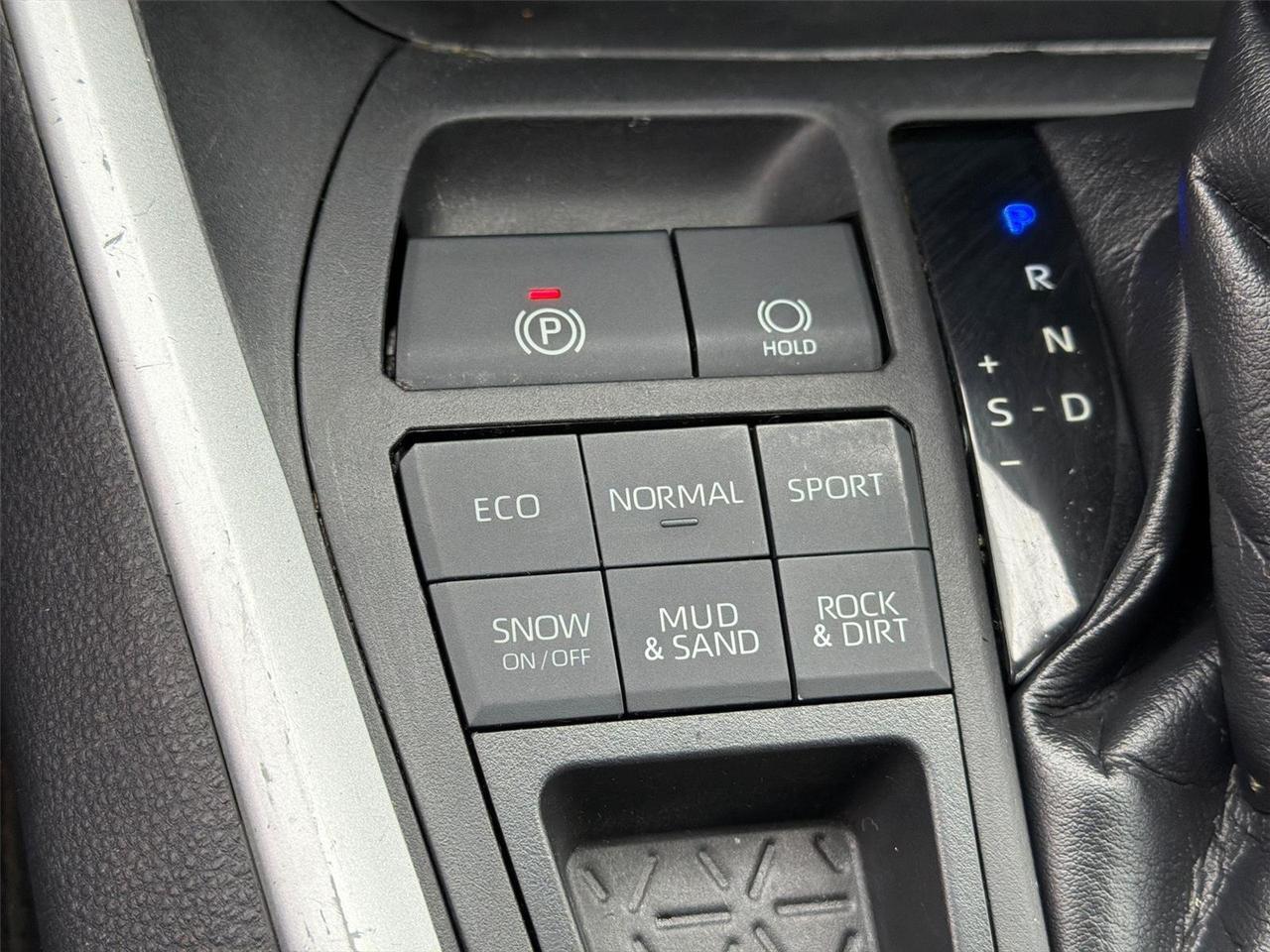 2021 Toyota RAV4 LE Hagerstown MD