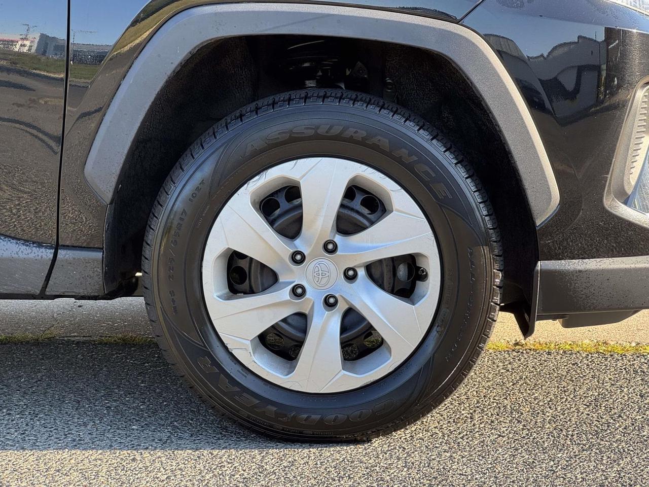 2021 Toyota RAV4 LE Fredericksburg VA