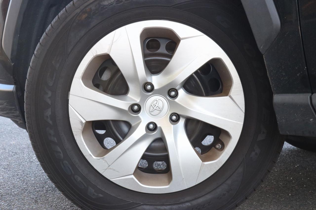 2021 Toyota RAV4 LE Fredericksburg VA