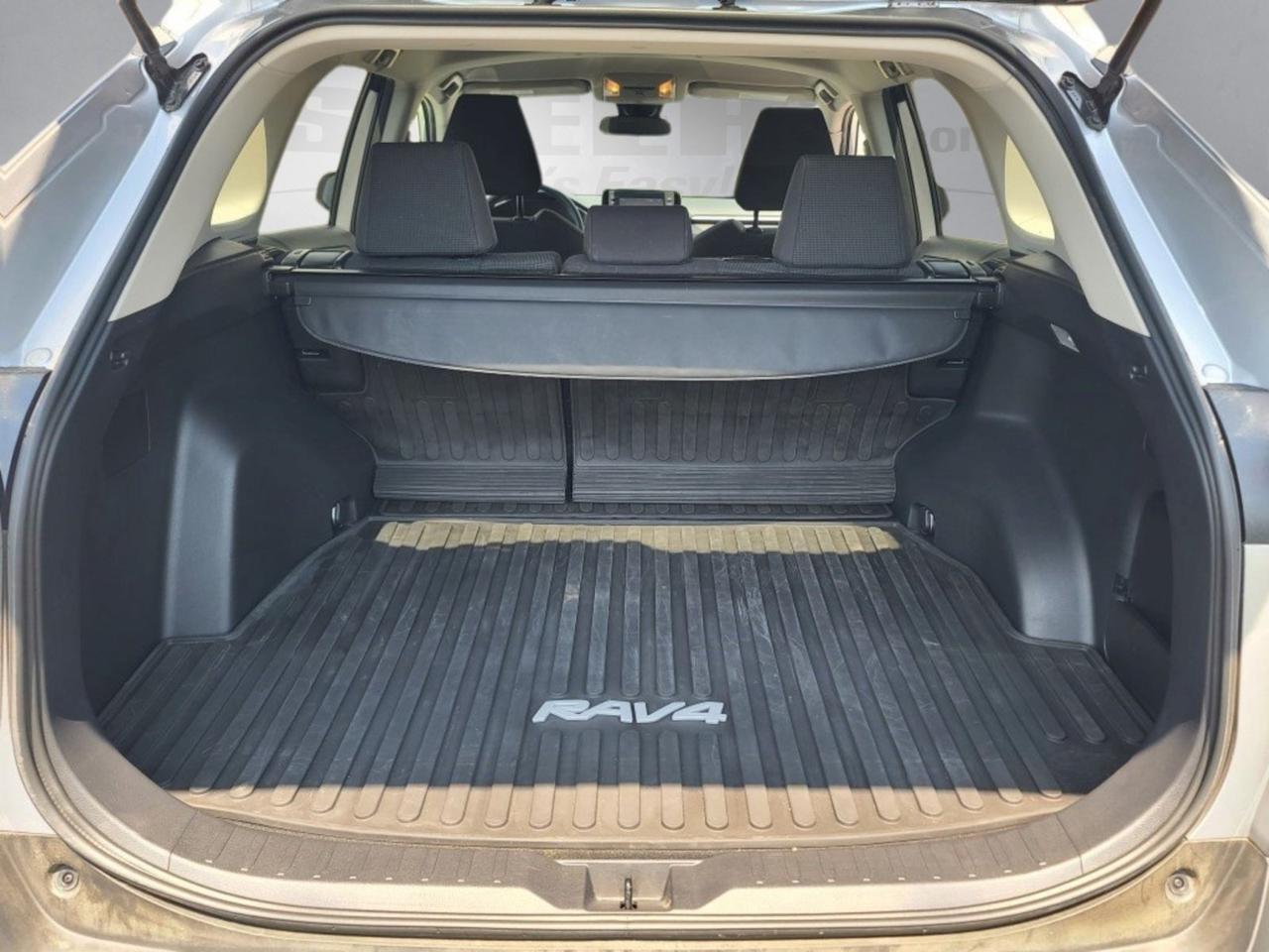 2021 Toyota RAV4 LE Springfield VA