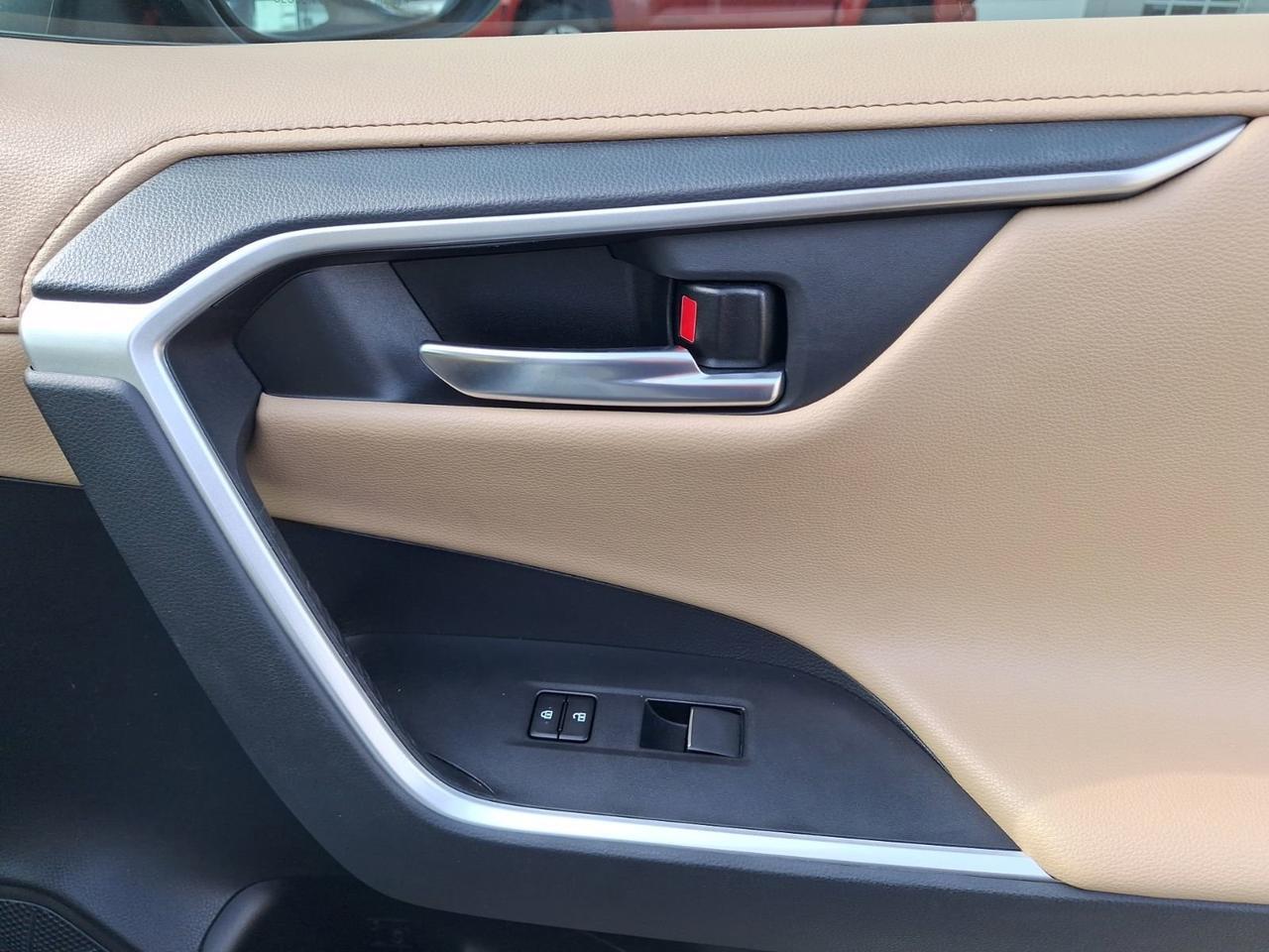 2021 Toyota RAV4 Limited Hurst TX