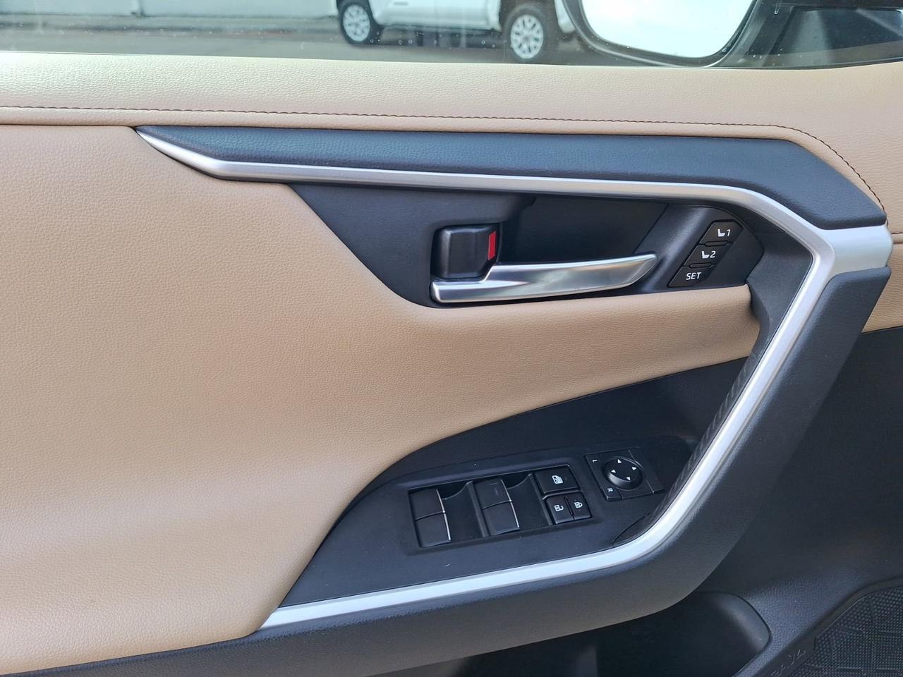 2021 Toyota RAV4 Limited Hurst TX