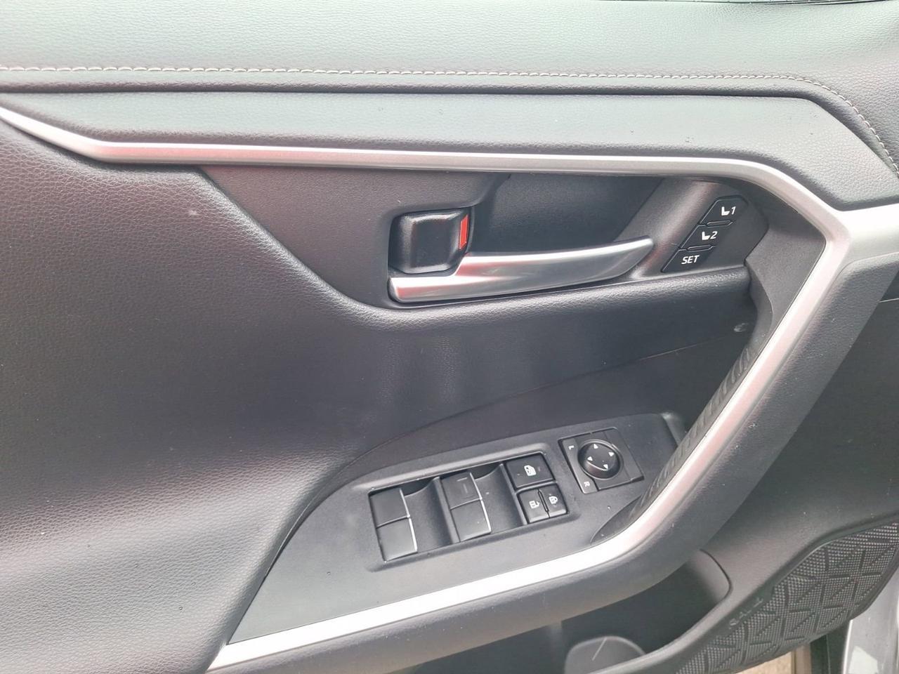 2021 Toyota RAV4 Limited Hurst TX