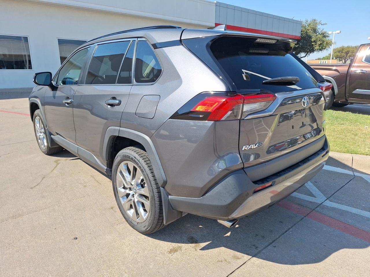 2021 Toyota RAV4 Limited Hurst TX