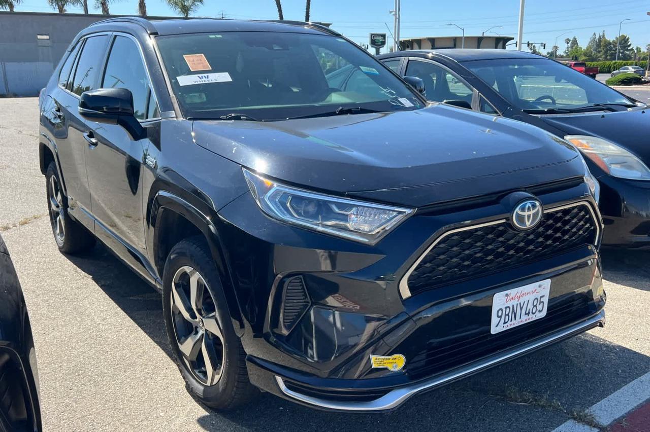 2021 Toyota RAV4 Prime SE
