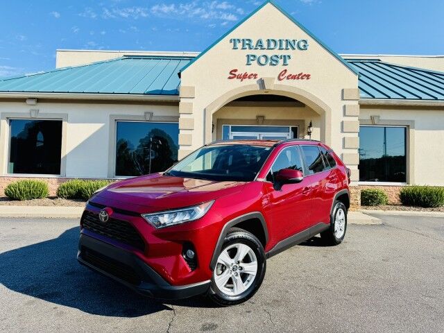 2021 Toyota RAV4 XLE photo 15