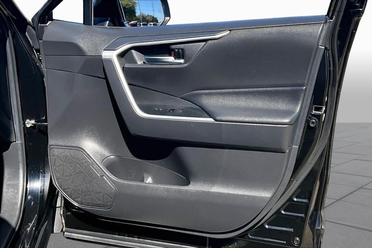 2021 Toyota RAV4 XLE Folsom CA