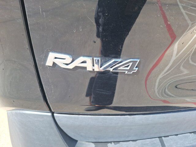 2021 Toyota RAV4 XLE Hurst TX