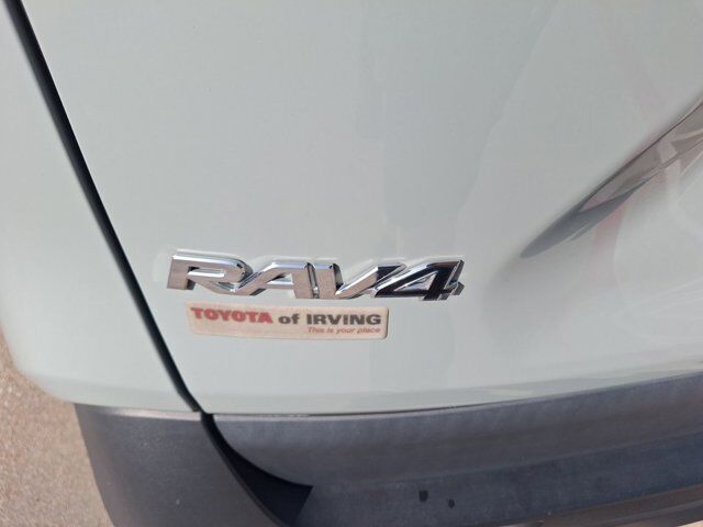 2021 Toyota RAV4 XLE Hurst TX