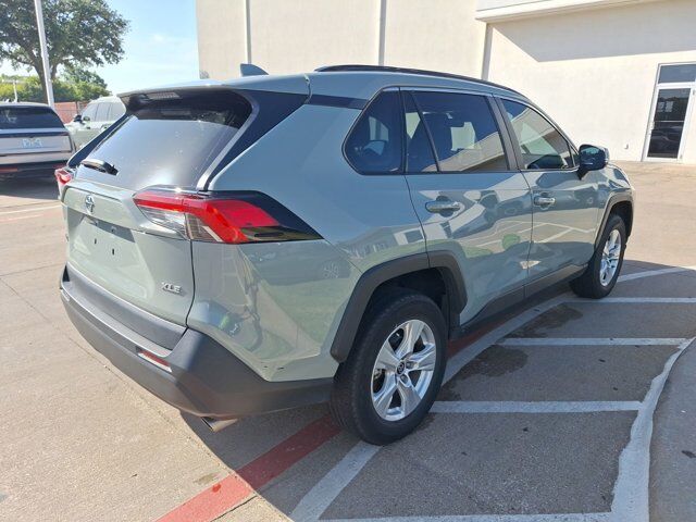 2021 Toyota RAV4 XLE Hurst TX