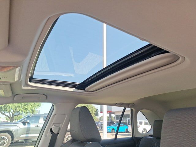 2021 Toyota RAV4 XLE Hurst TX