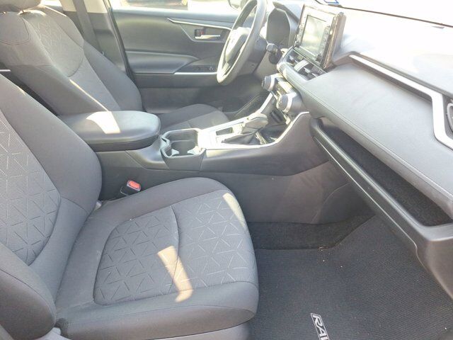 2021 Toyota RAV4 XLE Hurst TX