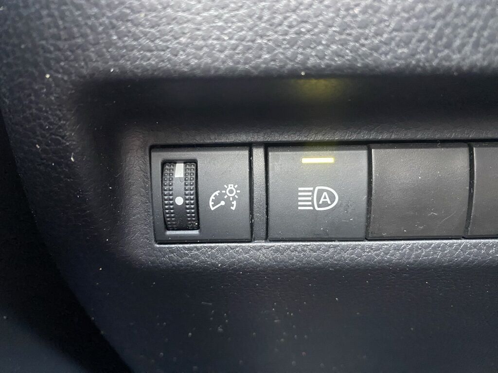 2021 Toyota RAV4 XLE Green Bay WI
