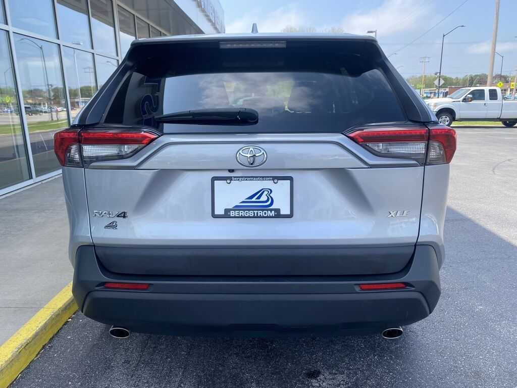 2021 Toyota RAV4 XLE Green Bay WI