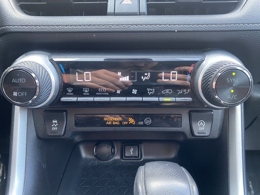 2021 Toyota RAV4 XLE Green Bay WI