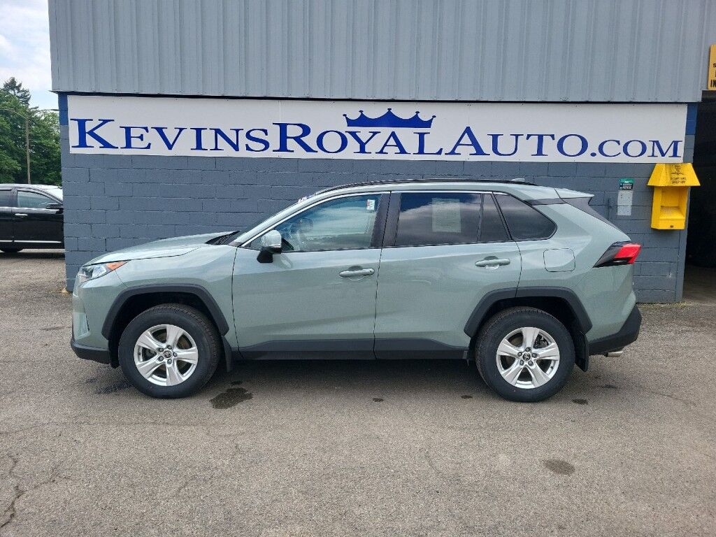 2021 Toyota RAV4 XLE