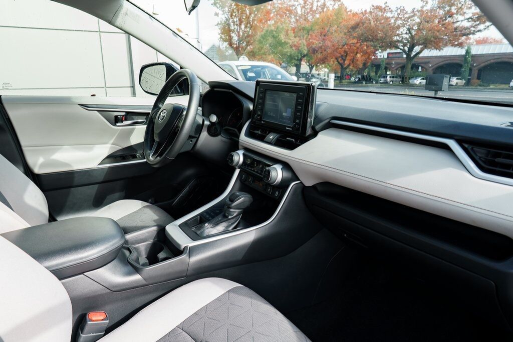 2021 Toyota RAV4 XLE Beaverton OR