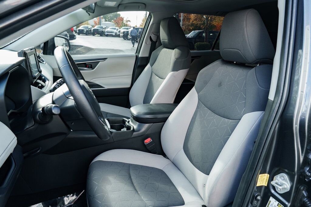 2021 Toyota RAV4 XLE Beaverton OR