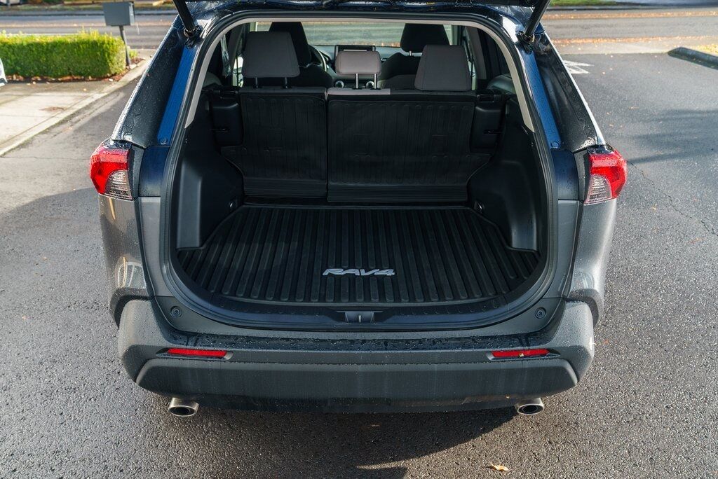 2021 Toyota RAV4 XLE Beaverton OR