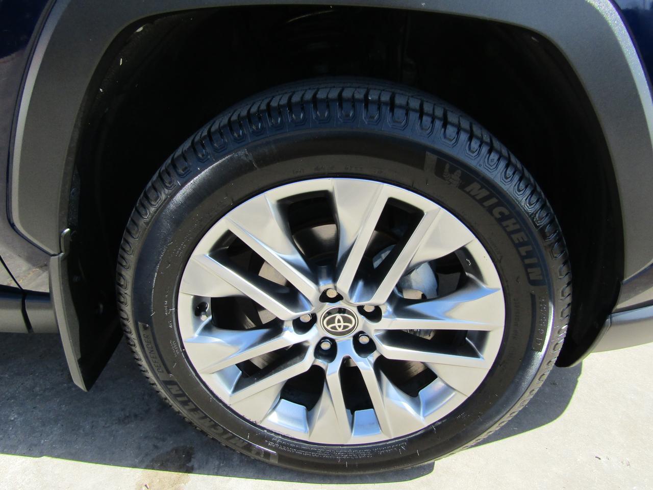 2021 Toyota RAV4 XLE Premium FWD (Natl) Grand Prairie TX