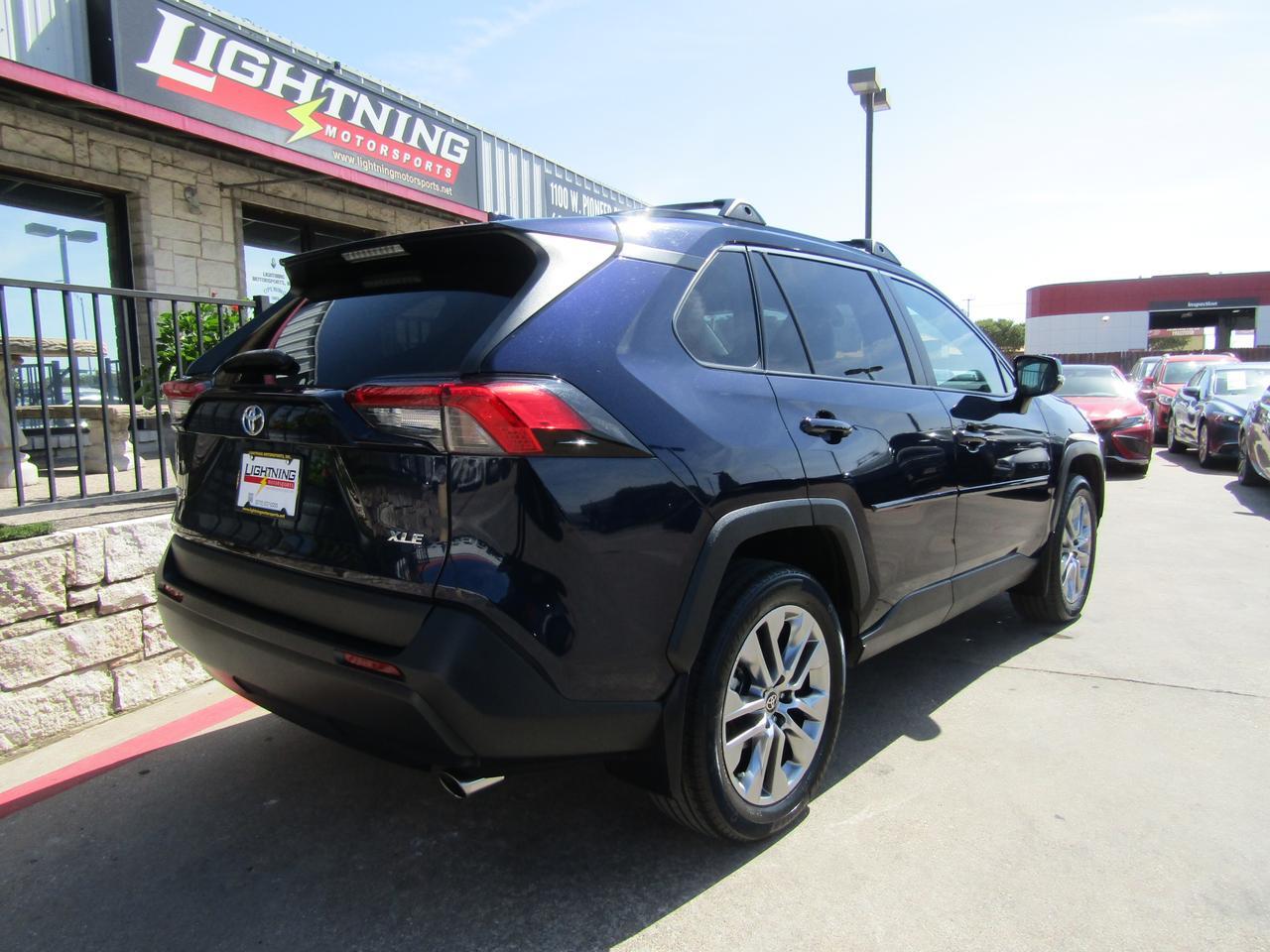 2021 Toyota RAV4 XLE Premium FWD (Natl) Grand Prairie TX