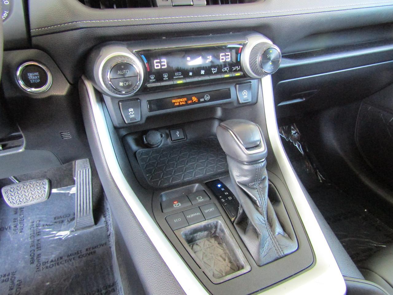 2021 Toyota RAV4 XLE Premium FWD (Natl) Grand Prairie TX