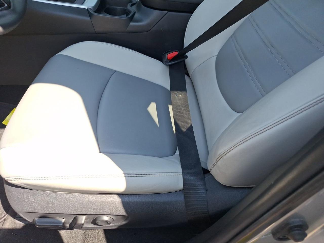 2021 Toyota RAV4 XLE Premium Hurst TX