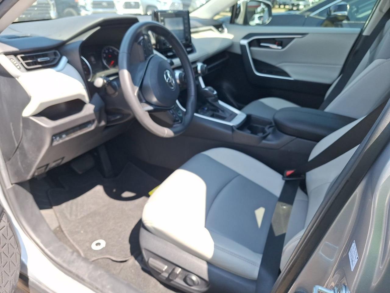 2021 Toyota RAV4 XLE Premium Hurst TX
