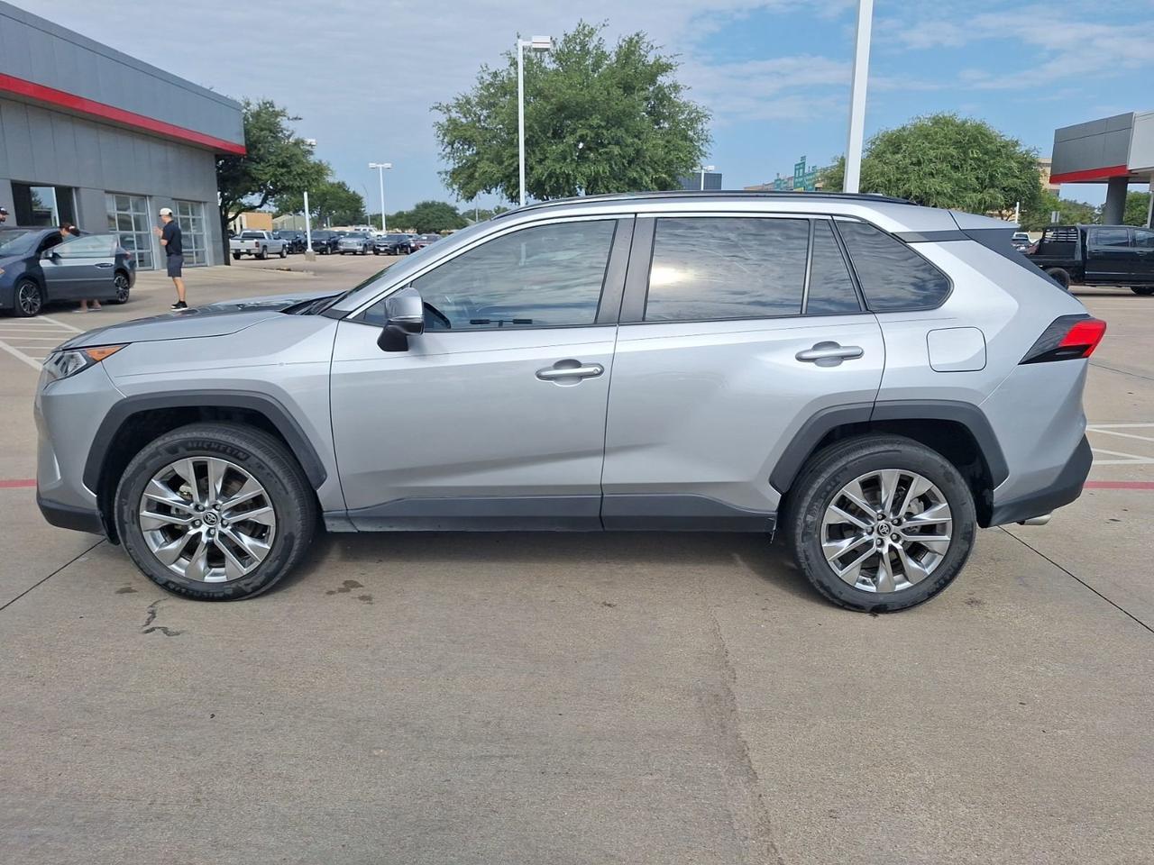 2021 Toyota RAV4 XLE Premium Hurst TX