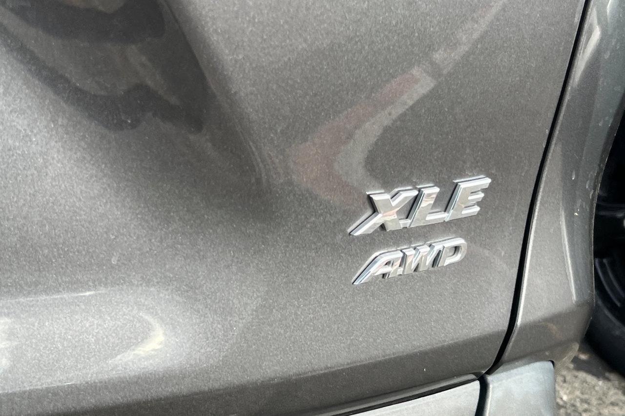 2021 Toyota RAV4 XLE Premium Roseville CA