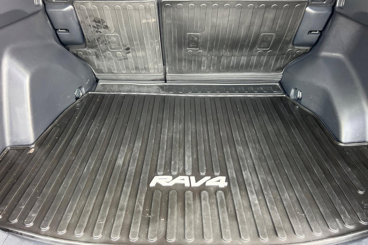 2021 Toyota RAV4 XLE Premium Roseville CA
