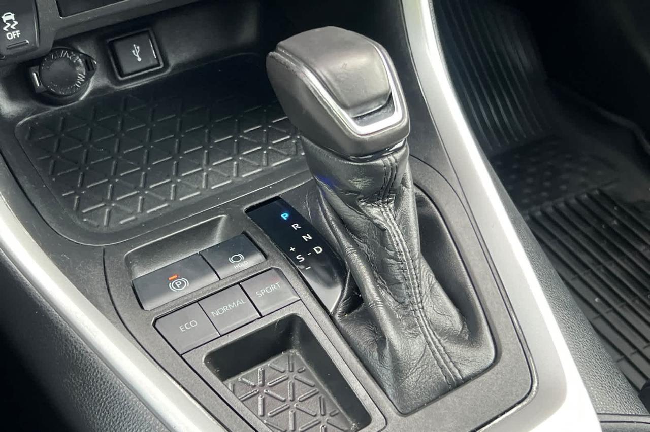 2021 Toyota RAV4 XLE Premium Roseville CA
