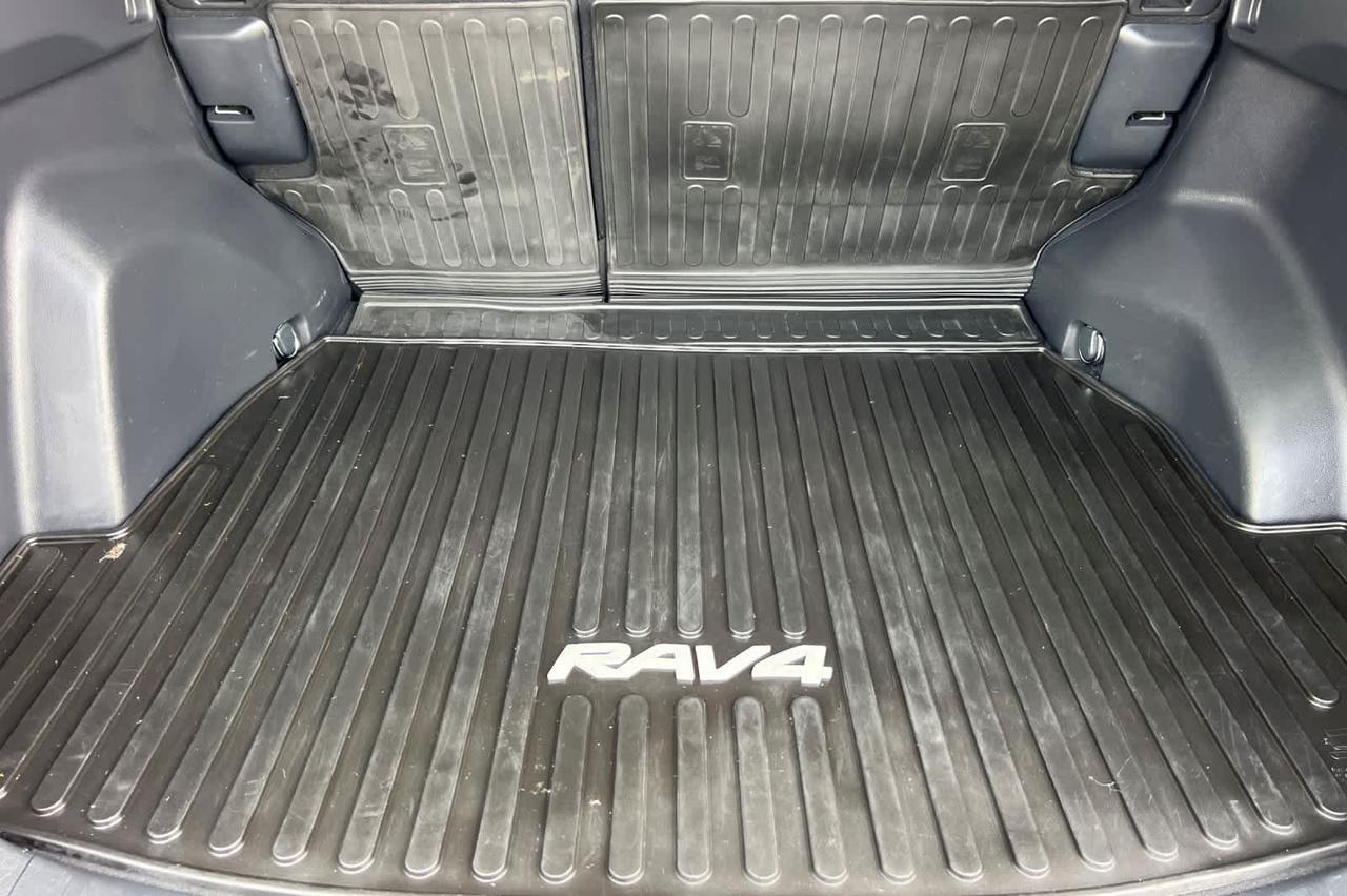 2021 Toyota RAV4 XLE Premium Roseville CA